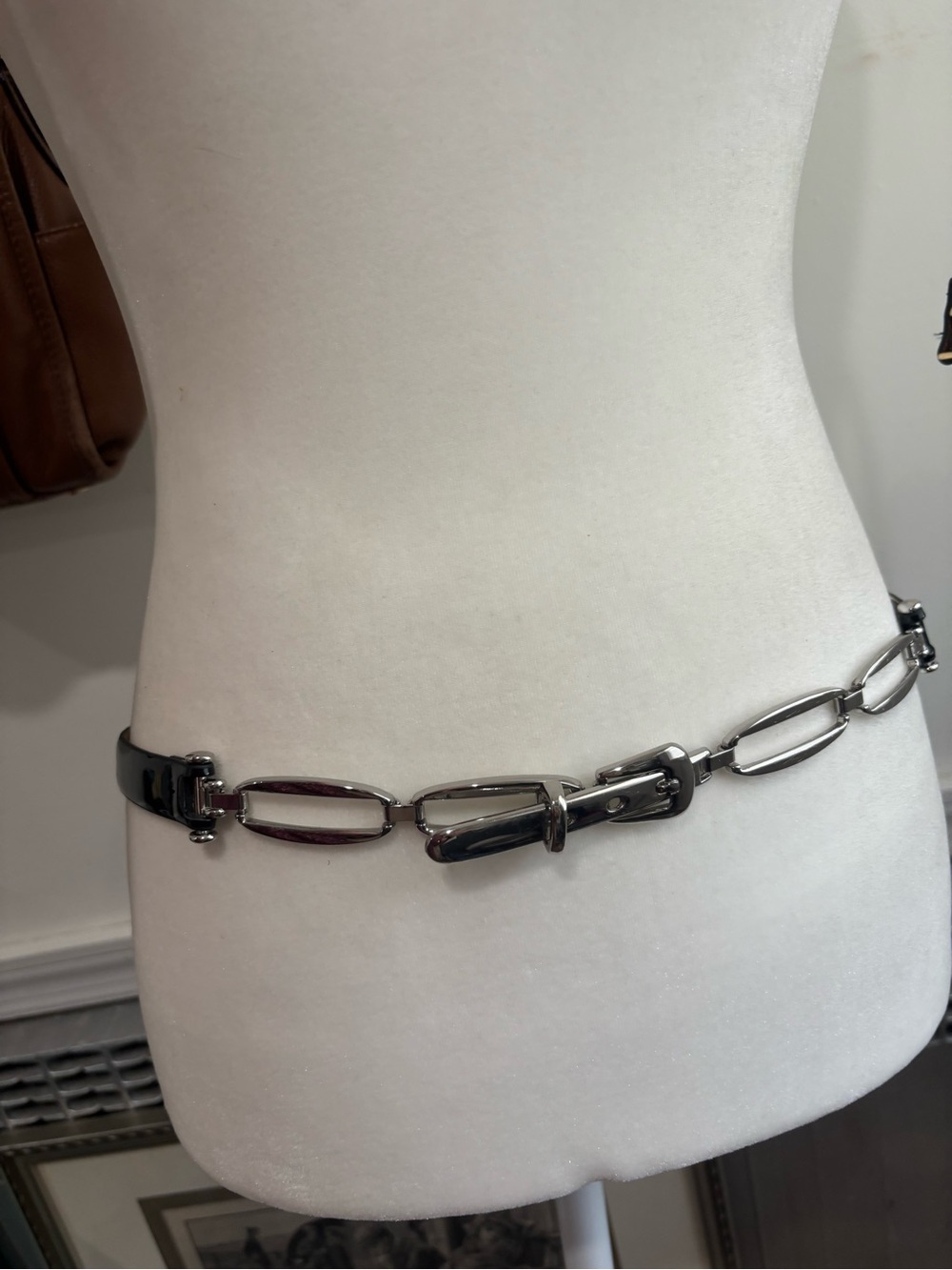 Silver Chain-Link Waist Belt - Women's Accessory